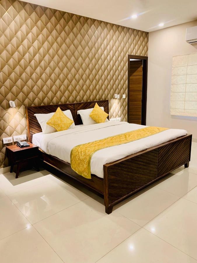 ג'איפור Vienna- A Boutique Hotel מראה חיצוני תמונה
